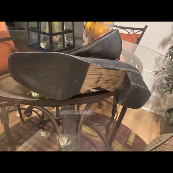 Bass Heels - Picture 3 of 3